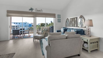 Townhome, Multiple Beds, Patio, Pool View (Spyglass Townhomes Unit 106) | Living area