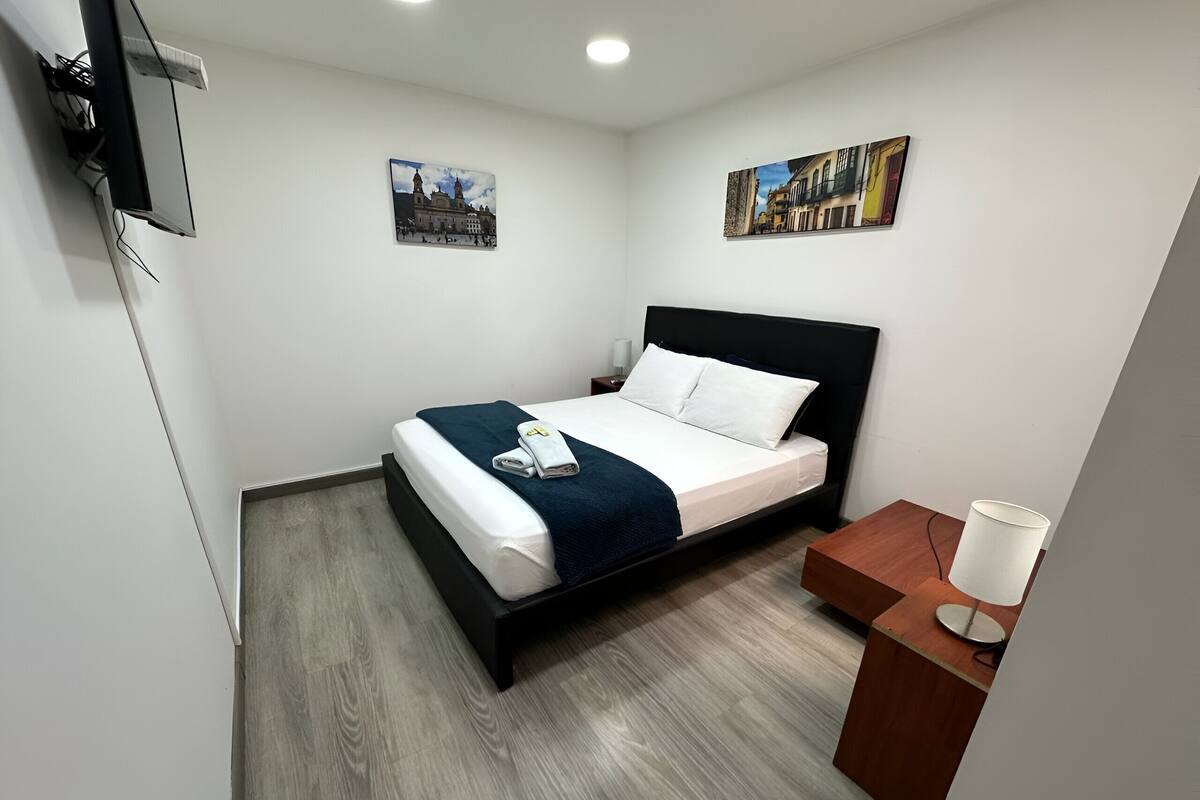 Chambre double, vue sur la ville | Accès au Wi-Fi (inclus)