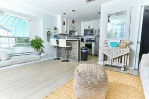 Condo, Multiple Beds, Balcony, Garden View (Summer Breeze D212) | Interior