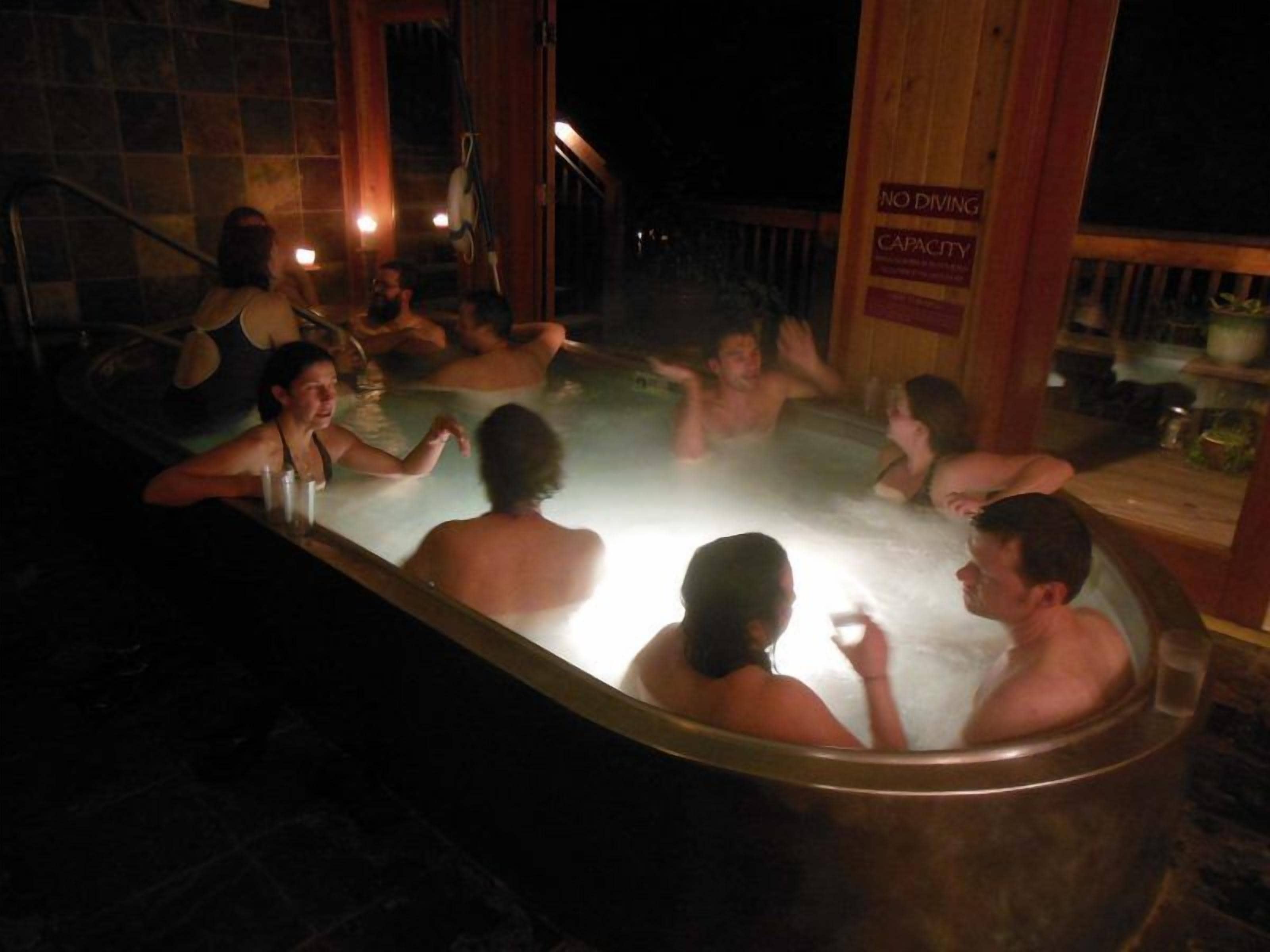 Bain à remous extérieur