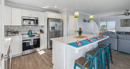 Ocean view, heated pool 3/15, 2 min walk to beach