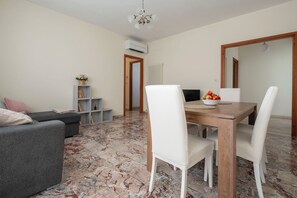 Dining - 3 bedroom apartment in lido di jesolo (Lido di Jesolo)