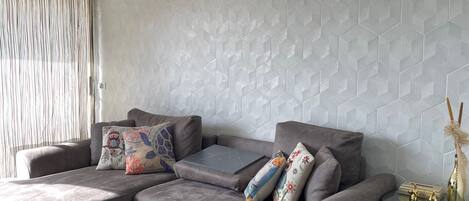 Apartment | Living area | TV