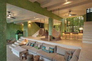 Smart TV 65 pulgadas con canales de televisión digitales, Netflix