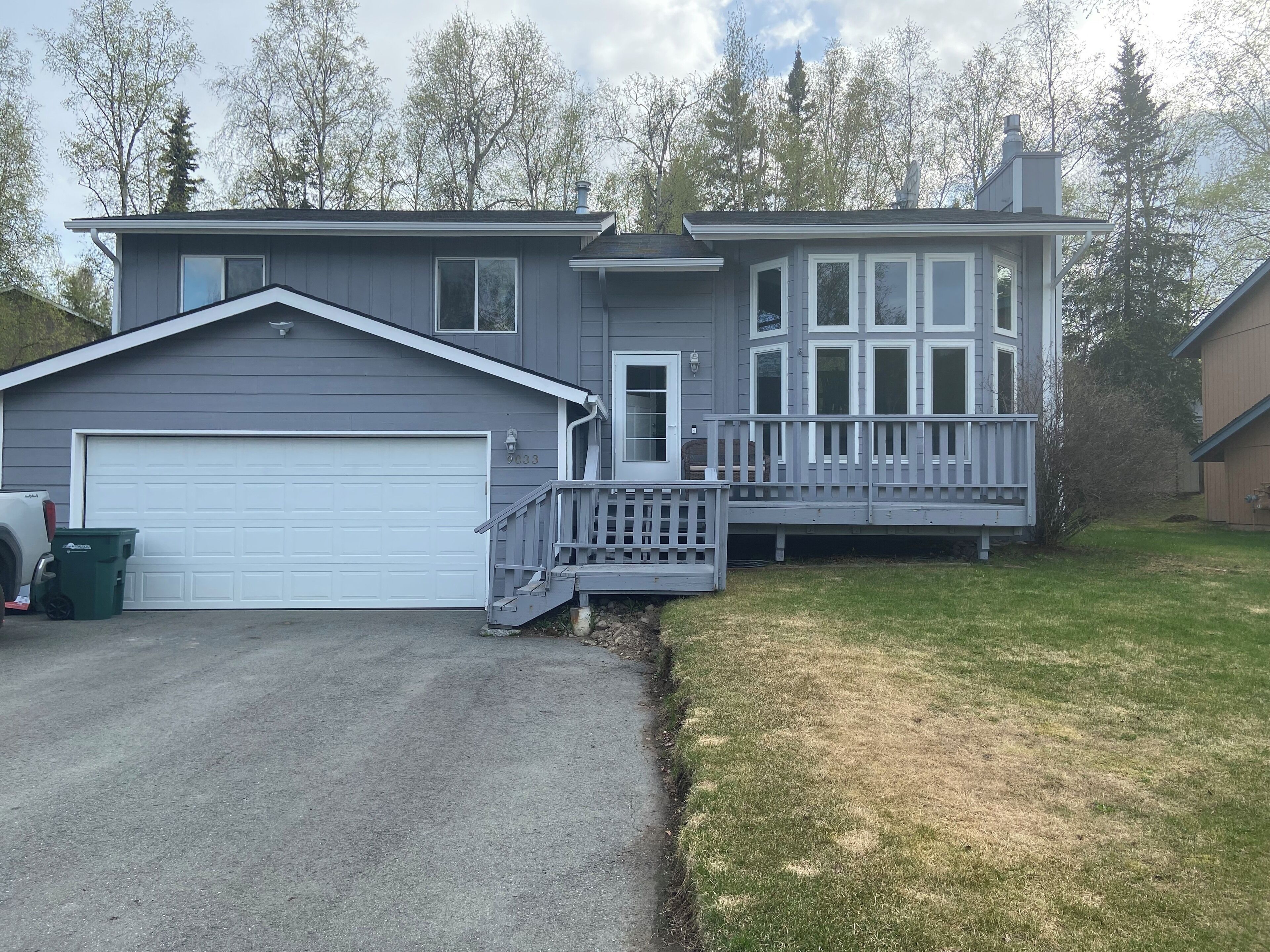 Beautiful, comfortable home with breathtaking mountain views!