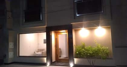 Modern 1 bedroom apartment, very well equipped!