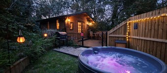 Captivating 1-bed Cabin in Newmarket