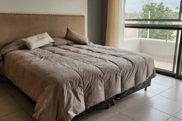 1 habitación, escritorio y wifi gratis