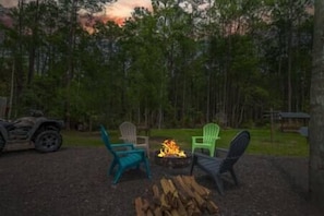 Property grounds - Woodsy Barndominium, Pet friendly, 4.5 mi to beach (St. Johns County)