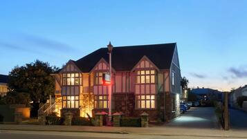 บริเวณภายนอก