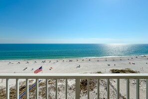 On the beach - Beachfront, 2 King Bed Suites + Zero Entry pool + Oversized 2bd - San Carlos 908 (Gulf Shores)