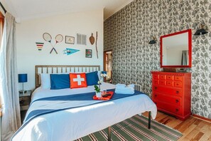 2 bedrooms, iron/ironing board, WiFi (free), bed sheets - Elk Mountain Overlook: Breathtaking Views (Afton)
