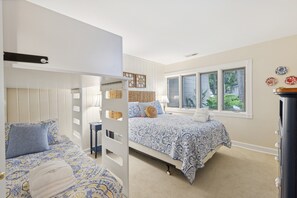 2 chambres, bureau, fer et planche à repasser, Wi-Fi gratuit