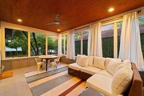 Televisio, työhuone