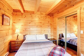 4 habitaciones, tabla de planchar con plancha, wifi y ropa de cama