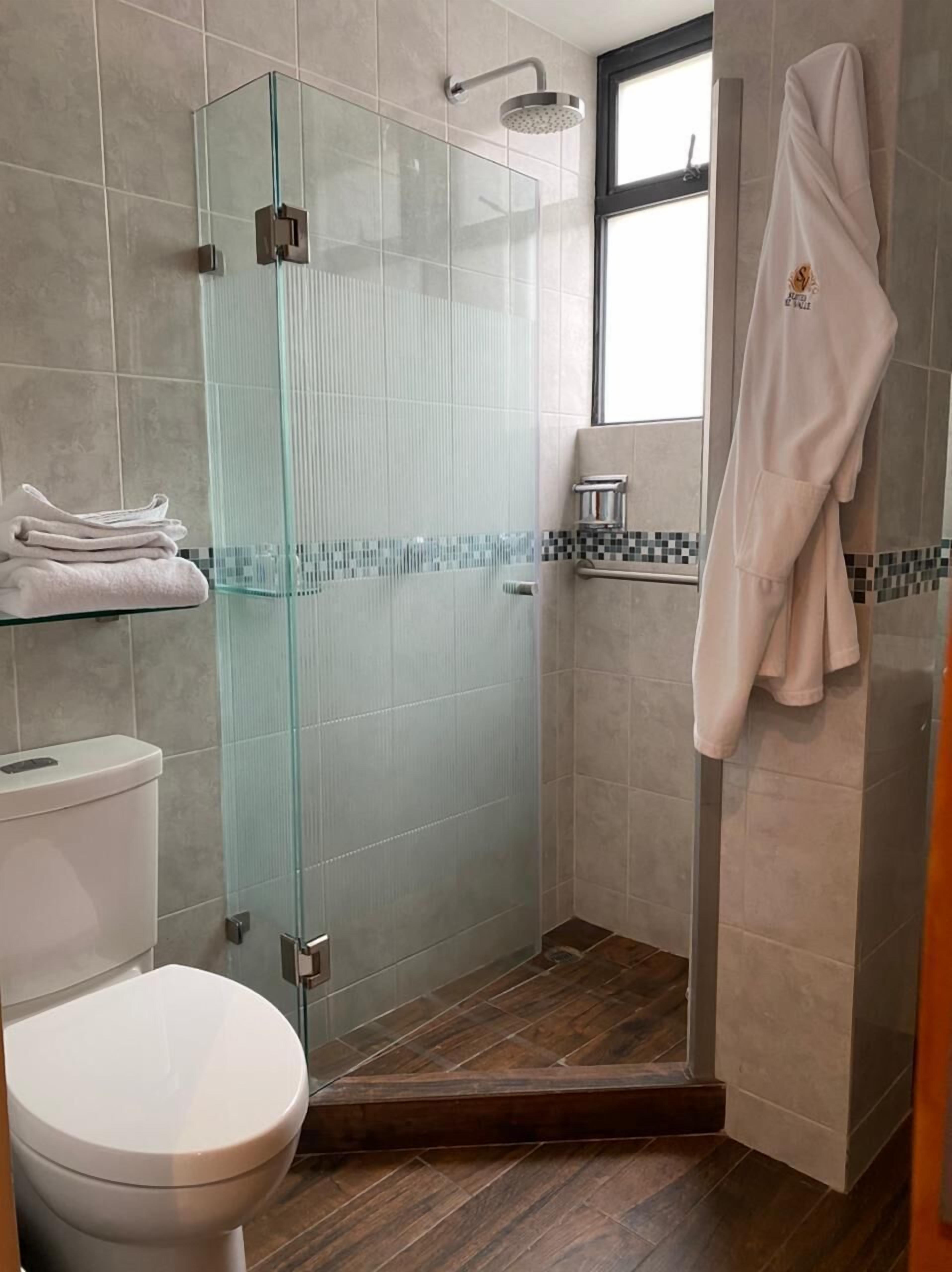 Dobbeltrom – executive, ikke-røyk, byutsikt | Bad | Dusj, regndusjhode, hårføner og badekåper