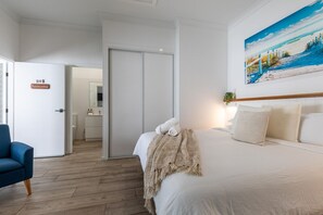 1 slaapkamer, een strijkplank/strijkijzer, gratis wifi, beddengoed