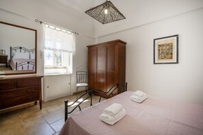 2 間睡房、熨斗/熨衫板、Wi-Fi、床單