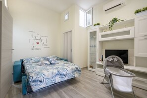 1 室のベッドルーム、アイロン / アイロン台、WiFi、ベッドシーツ