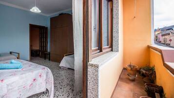 3 chambres, fer et planche Ă repasser, Wi-Fi, draps fournis