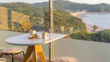 Basic Room, 1 Bedroom (Room 301) | 1 bedroom, free WiFi