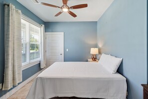 4 bedrooms, free WiFi, bed sheets