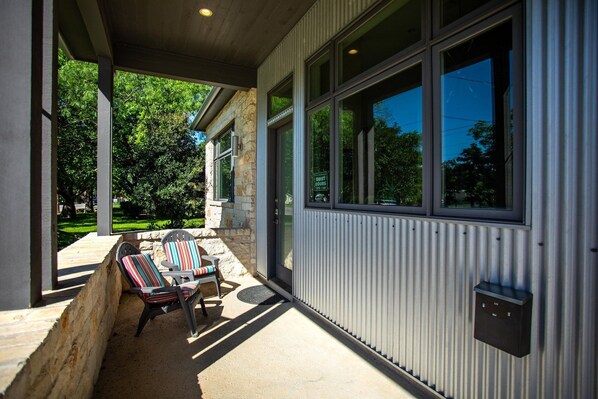 Terrace/patio - Sta-Haus | Wonderful Location (Fredericksburg)