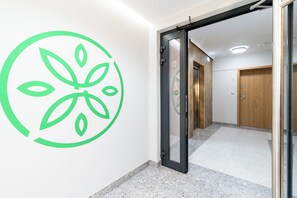 Interior - Czerwone Maki Apartment with Garden (Kraków)