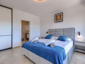 3 bedrooms, iron/ironing board, WiFi - Villa Sandro by Interhome (Poreč)