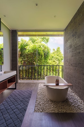 Luxury-Villa, 3 Schlafzimmer, eigener Pool | Badezimmer