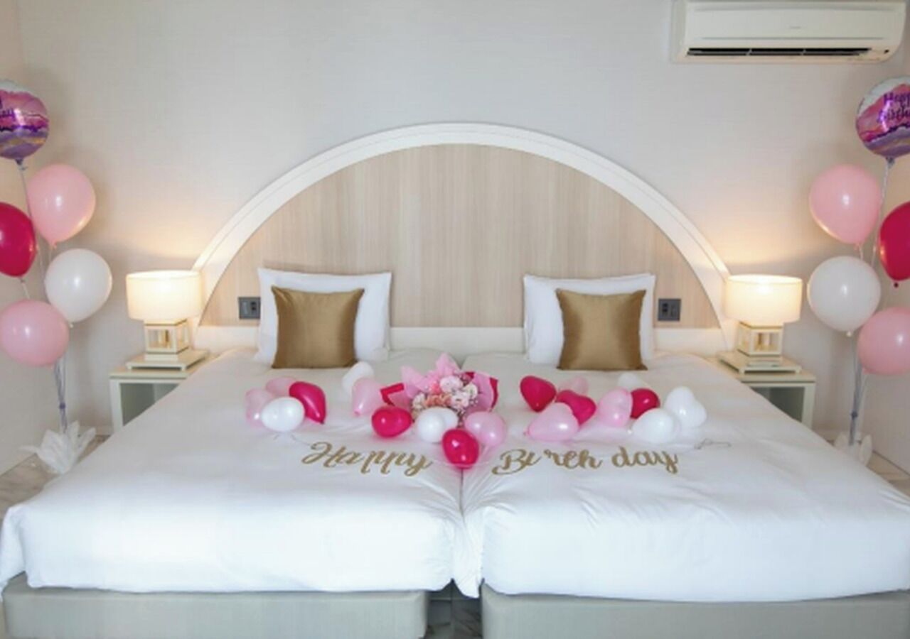 3 bedrooms, WiFi (free), bed sheets