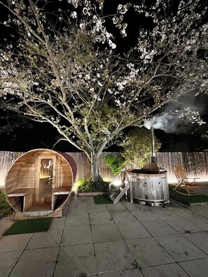 Terrace/patio - Maximum 15 people You can enjoy BBQ sauna and openair bath in a completely private space in a t - Asahi Sanso / Sosa Chiba (Sosa)