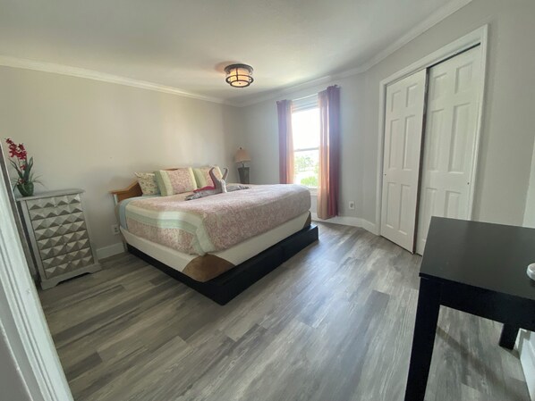 2 bedrooms, WiFi, bed sheets