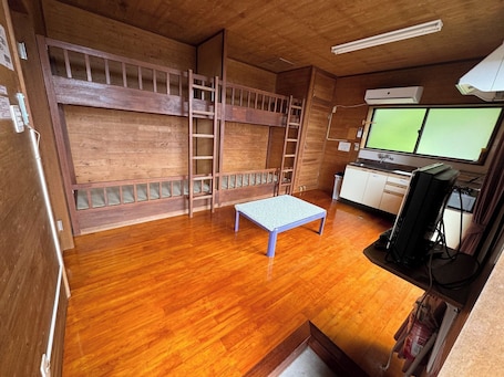 Interior. Agriland Sailing Lodge 4person building bedding / Minamikyushu City Kagoshima