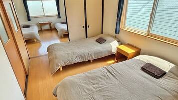 1 makuuhuone, työpöytä, ilmainen Wi-Fi, vuodevaatteet