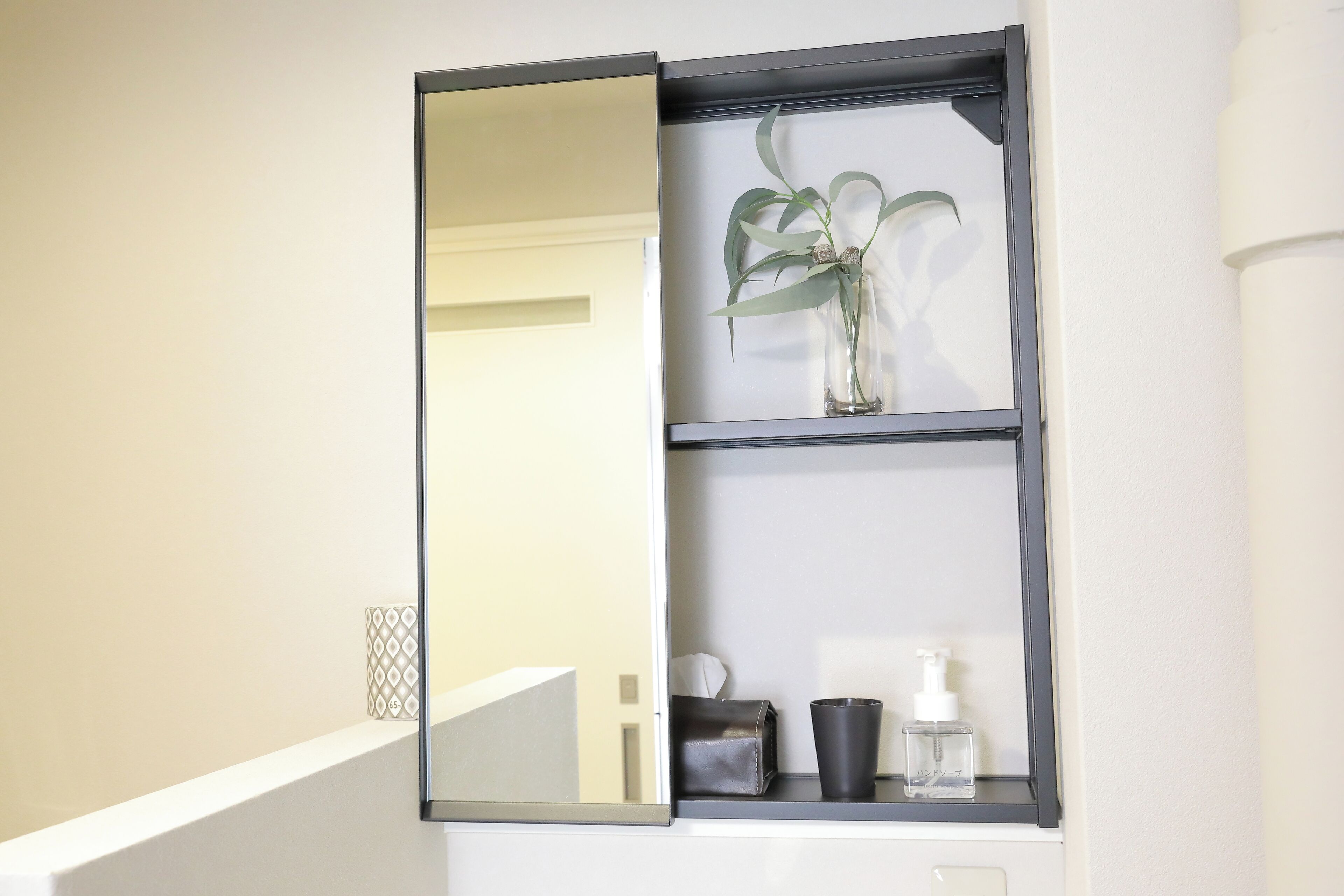 Basic Room, Non Smoking, Kitchen (702) | Bathroom | Hair dryer, slippers, bidet, towels