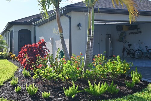 Florida Gulf Coast Paradise. 