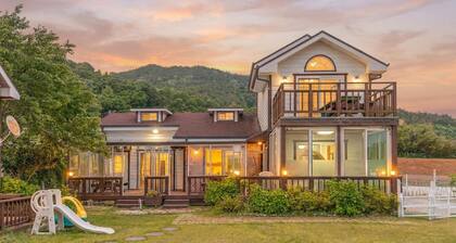 Yeosu Noeul Walk Pet Pension