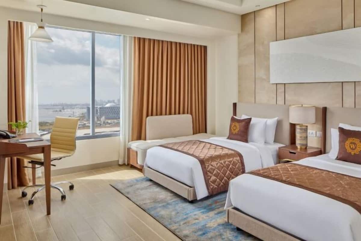 In-room safe, desk, blackout drapes, free WiFi