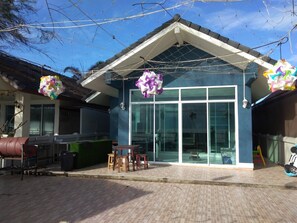 Free WiFi - Talingchan Homestay (Chana)