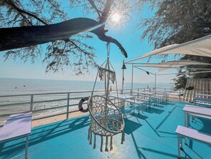 Restaurant - Talingchan Homestay (Chana)