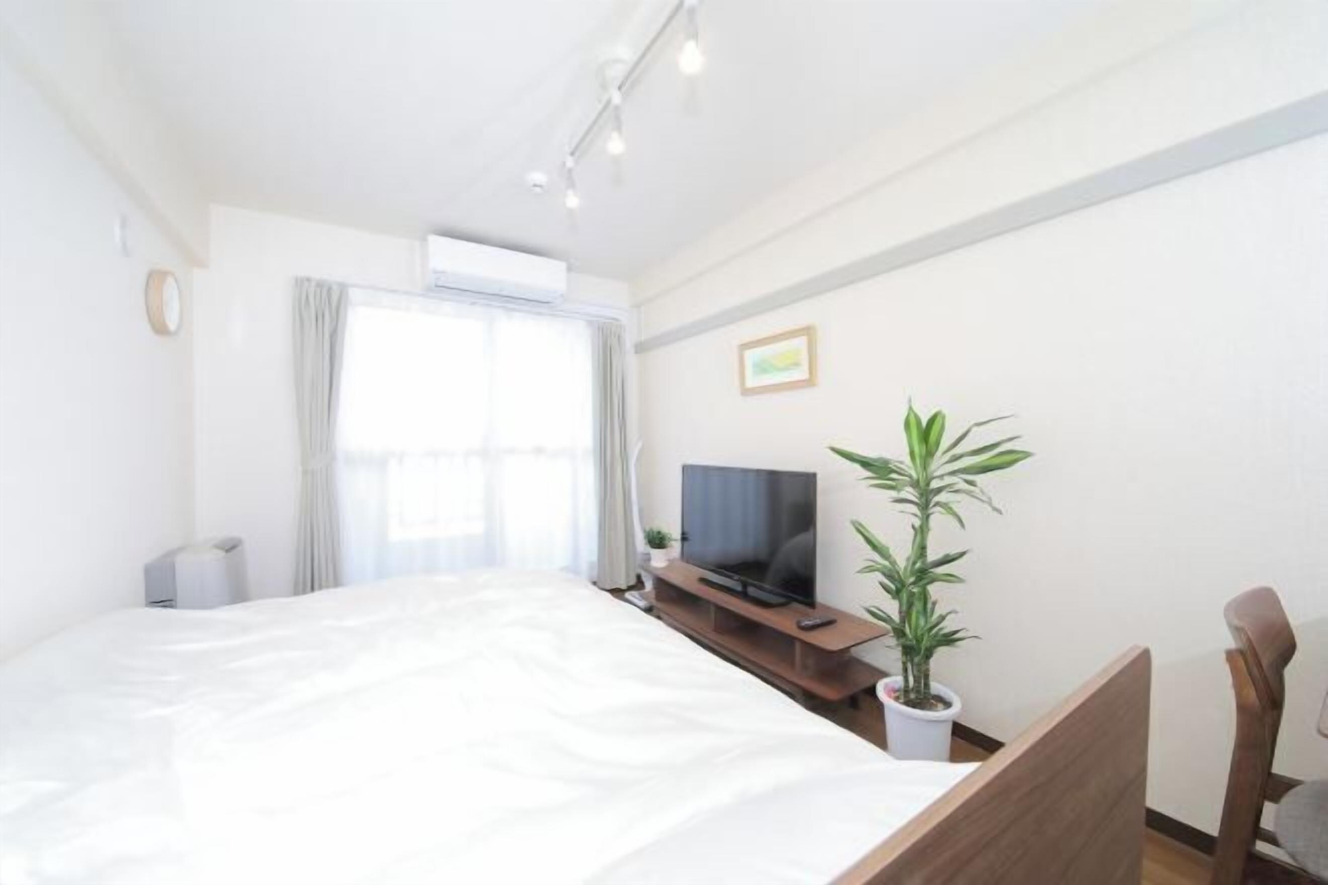 Individually decorated, individually furnished, free WiFi