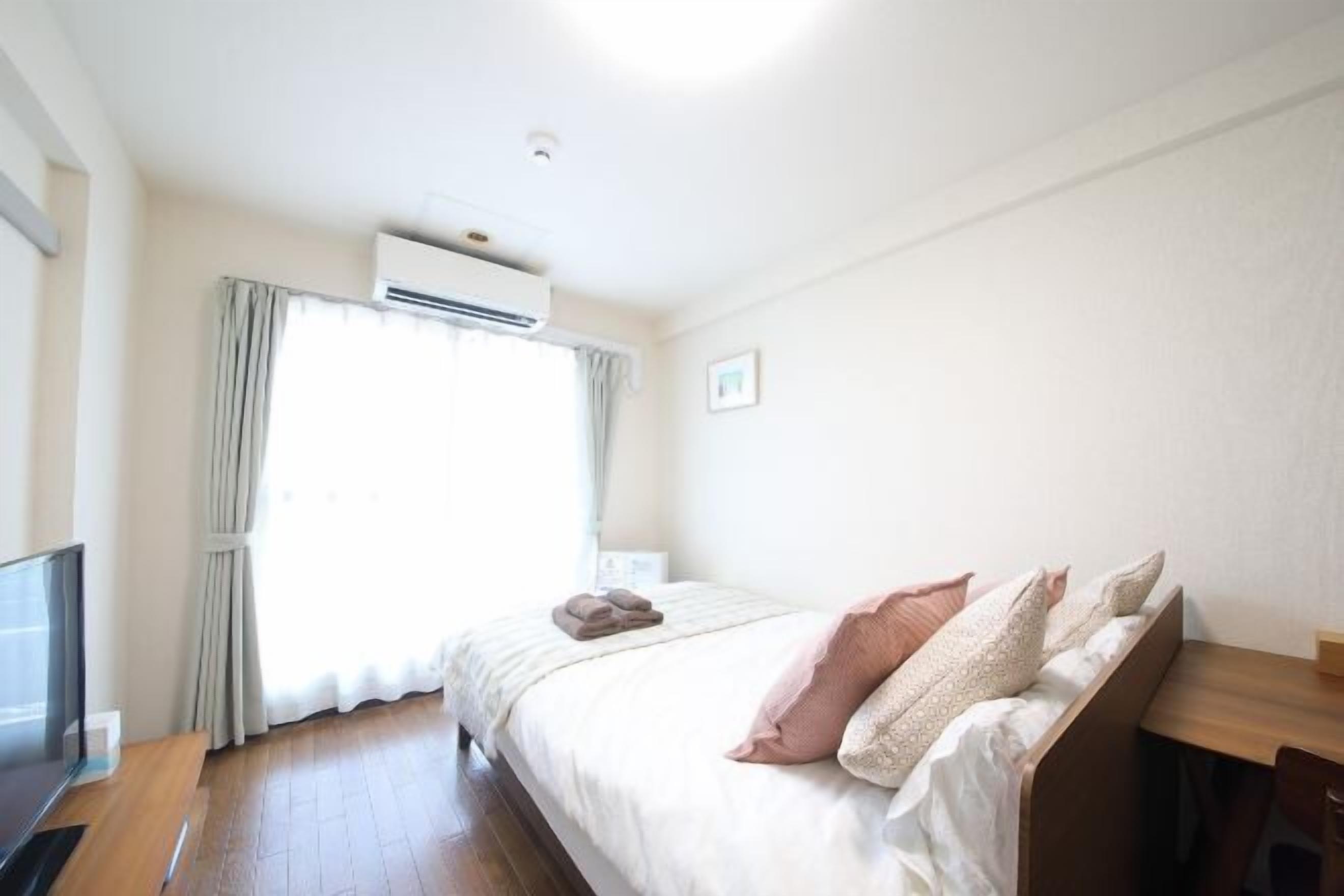 Individually decorated, individually furnished, free WiFi