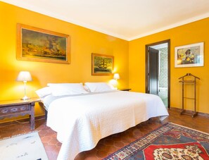 Leilighet – comfort, hageutsikt | Skrivebord, skrivebord for bærbar PC og strykejern/-brett