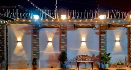 Topaz Bed and Breakfast Hotel