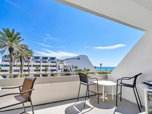 Property grounds - Aegean 314 (Destin)