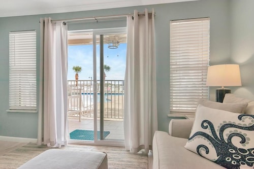 Poolside Villas 106