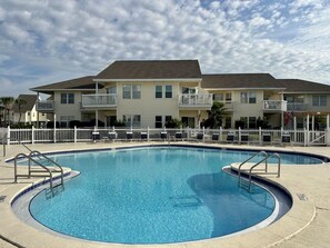 Condo, 1 Queen Bed with Sofa bed (Sandpiper Cove 8149) | Pool | 5 outdoor pools, sun loungers - Sandpiper Cove 8149 (Destin)