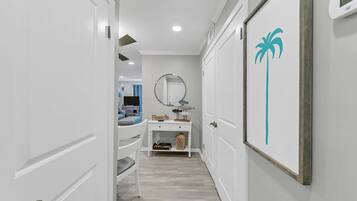 Condo, 1 Queen Bed with Sofa bed (Sandpiper Cove 8149) | Interior