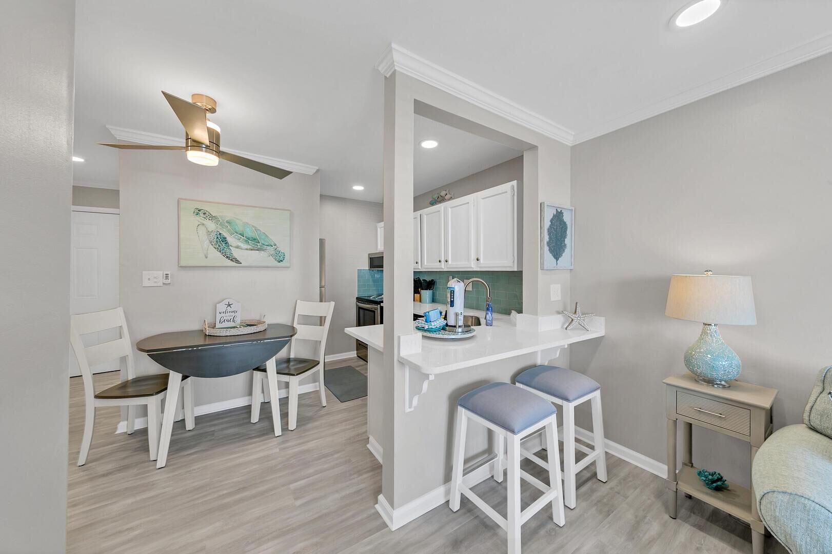 Condo, 1 Queen Bed with Sofa bed (Sandpiper Cove 8149) | Dining